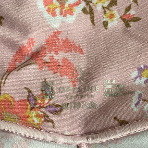 SOLD Aerie Offline Real Me Hi-Rise Pink Floral Shorties - Picture 8 of 8